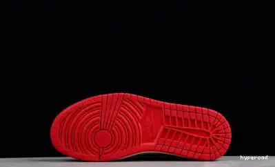 Hyperoad X DM7866-140 TRAVIS AIR SCOTT OG JORDAN 1 LOW 0422